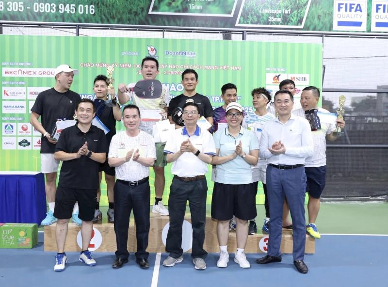 Tranh tài hấp dẫn tại giải pickleball 'Hội thao những người làm báo TP.HCM'- Ảnh 10.