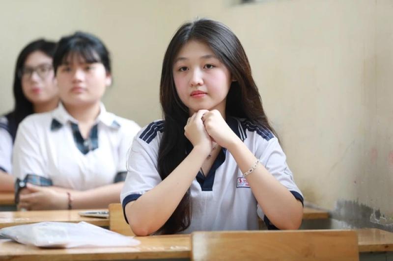Thi tốt nghiệp THPT 2025: Đề chính thức môn toán - Ảnh 5.