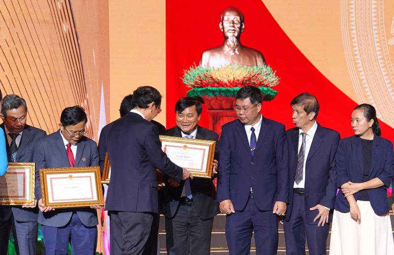 Ông Nguyễn Thanh Nghị: 'Báo chí làm cầu nối lan tỏa khát vọng và niềm tin - Ảnh 1.
