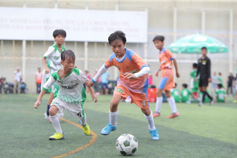 Lộ diện những nhà vô địch xứng đáng của VCK festival bóng đá học đường TP.HCM- Ảnh 4. Lộ diện những nhà vô địch xứng đáng của VCK festival bóng đá học đường TP.HCM- Ảnh 4.