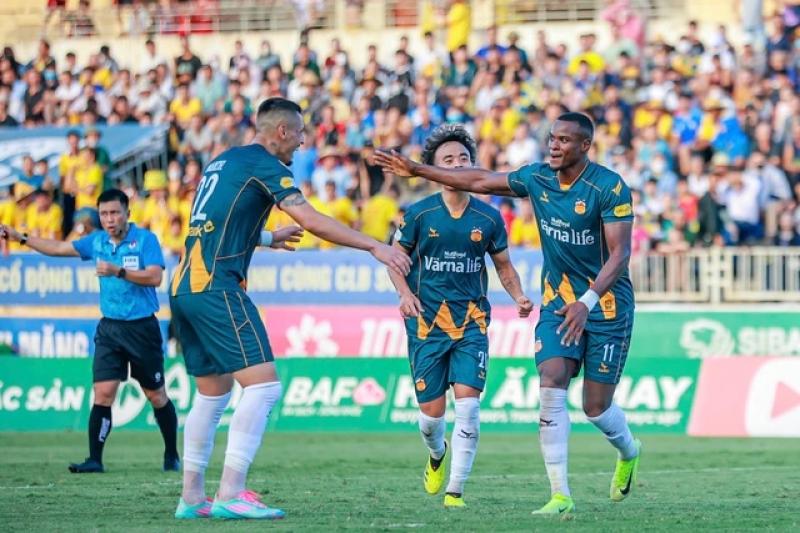 Ông Vũ Tiến Thành có quyết định quan trọng, HAGL vững tin mùa tới: Không phải đua… trụ hạng?- Ảnh 2.