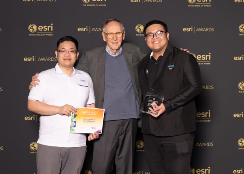 Giải thưởng Thành tựu đặc biệt về GIS vinh danh 2 doanh nghiệp Việt Nam- Ảnh 1. Giải thưởng Thành tựu đặc biệt về GIS vinh danh 2 doanh nghiệp Việt Nam- Ảnh 1.
