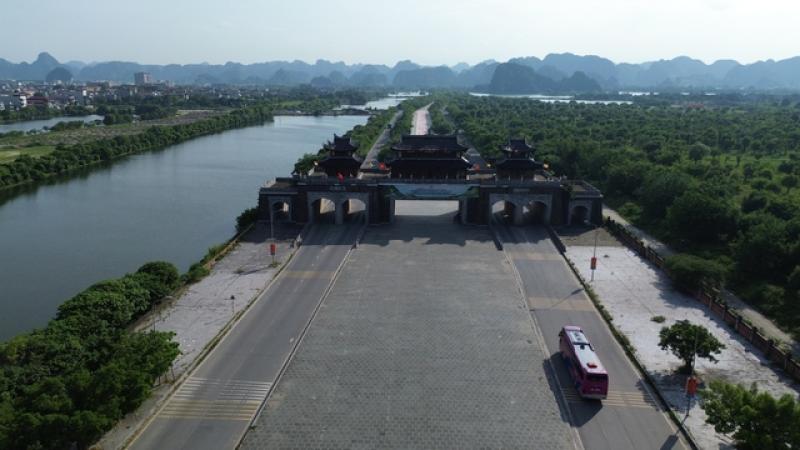 Ninh Bình kiến nghị triển khai nhiều dự án 'khủng'- Ảnh 2.