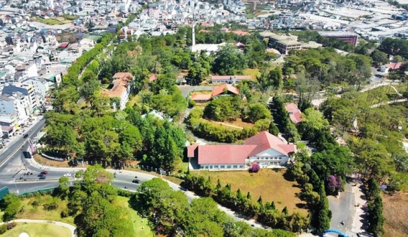 Điểm xét tuyển năm 2025 của đại học Đà Lạt: Ngành sư phạm cao nhất - Ảnh 2. Điểm xét tuyển năm 2025 của đại học Đà Lạt: Ngành sư phạm cao nhất - Ảnh 2.
