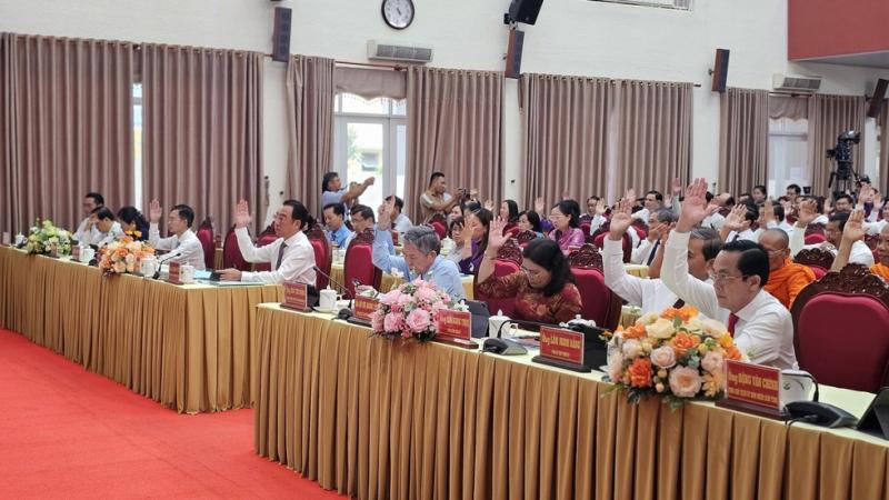 Vĩnh Long bố trí hơn 237 tỉ đồng hỗ trợ cán bộ đi làm xa nhà- Ảnh 1.