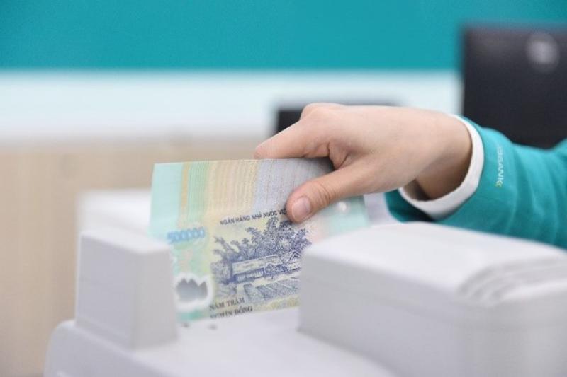 Quả ngọt từ cải tổ bộ máy: ABBANK bứt phá mạnh mẽ nửa đầu năm 2025 - Ảnh 2. Quả ngọt từ cải tổ bộ máy: ABBANK bứt phá mạnh mẽ nửa đầu năm 2025 - Ảnh 2.