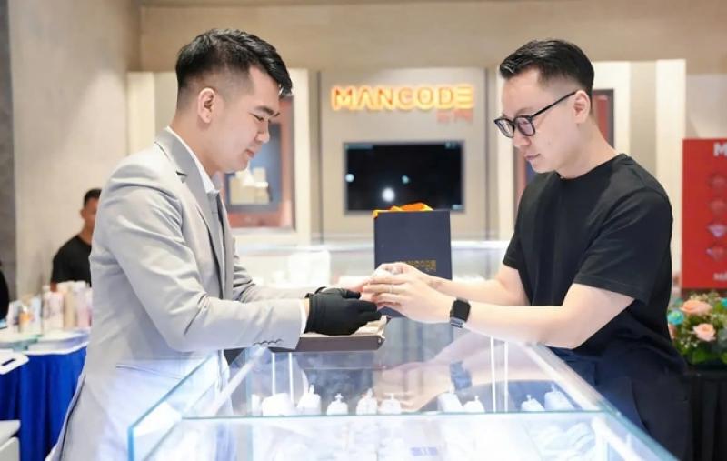 PNJ lập ‘cú đúp’ tại Giải thưởng Phát triển bền vững CSA 2025 - Ảnh 4. PNJ lập ‘cú đúp’ tại Giải thưởng Phát triển bền vững CSA 2025 - Ảnh 4.