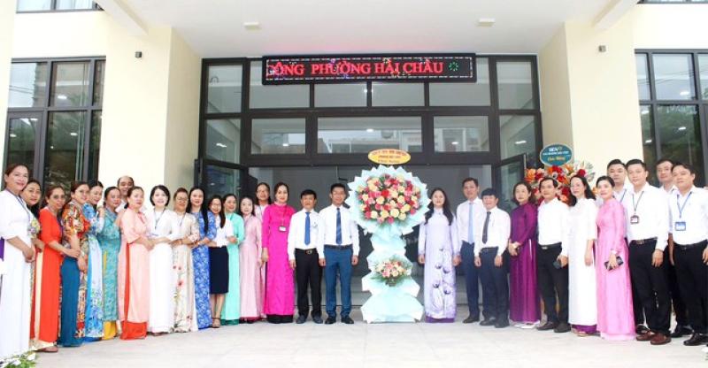 Cán bộ làm việc với tinh thần làm ngày làm đêm phục vụ người dân- Ảnh 5.