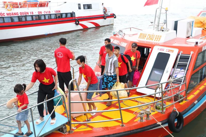 Quảng Ninh khẩn cấp ứng phó bão số 3 (Wipha)  - Ảnh 2.