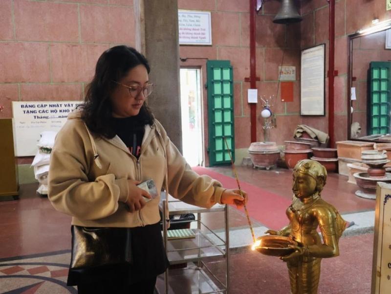 Sống ở TP.HCM: Độc đáo ngôi chùa Ấn Độ linh thiêng ở phường Bến Thành- Ảnh 10. Sống ở TP.HCM: Độc đáo ngôi chùa Ấn Độ linh thiêng ở phường Bến Thành- Ảnh 10.