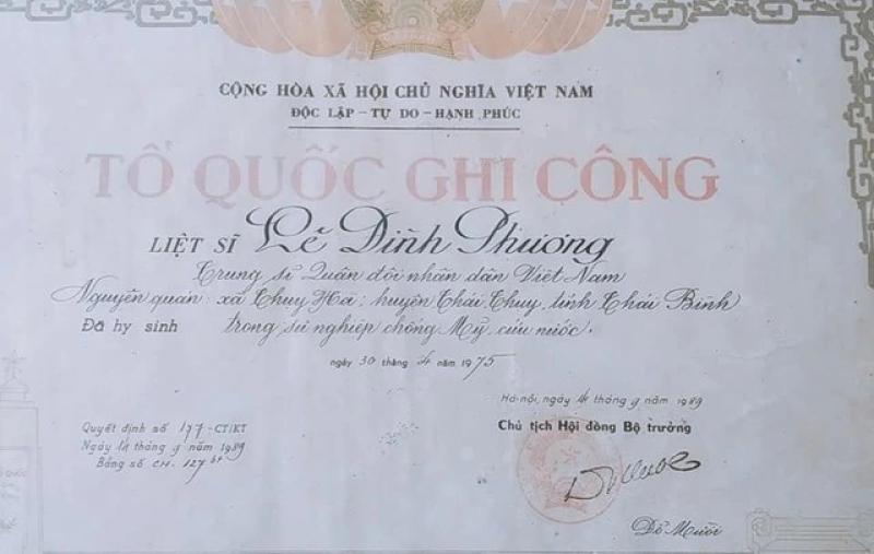 Thầy giáo về hưu Nguyễn Sỹ Hồ và hành trình đặc biệt tìm mộ liệt sĩ- Ảnh 5. Thầy giáo về hưu Nguyễn Sỹ Hồ và hành trình đặc biệt tìm mộ liệt sĩ- Ảnh 5.