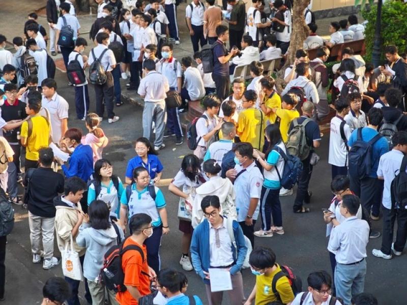Không có cơ sở quy đổi điểm, trường ĐH bỏ xét điểm thi năng lực 5 ngành - Ảnh 1.