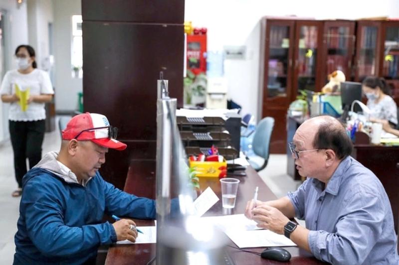 Người nộp thuế thiệt thòi vì giảm trừ gia cảnh lạc hậu- Ảnh 1. Người nộp thuế thiệt thòi vì giảm trừ gia cảnh lạc hậu- Ảnh 1.