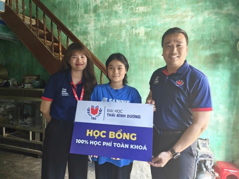 Trường đại học Thái Bình Dương trao học bổng cho những 'chiến binh' nghị lực phi thường- Ảnh 4. Trường đại học Thái Bình Dương trao học bổng cho những 'chiến binh' nghị lực phi thường- Ảnh 4.