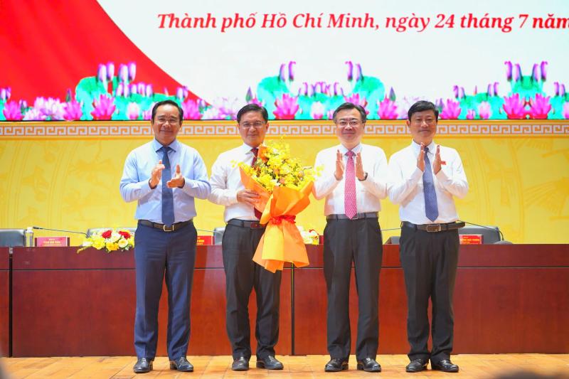 TP.HCM: Tăng tốc thực hiện các nhiệm vụ, giải pháp thúc đẩy tăng trưởng kinh tế - Ảnh 4.