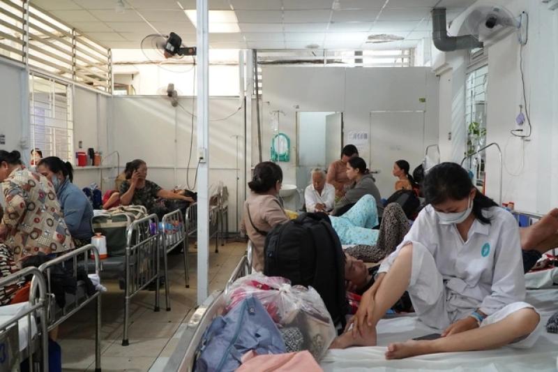Sau 3 năm bỏ không, Bệnh viện Ung bướu Cần Thơ ‘đội vốn’ hơn 200 tỉ đồng - Ảnh 4.