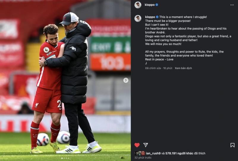 HLV Klopp đau đớn tột cùng, CĐV Liverpool đặt vòng hoa ở sân Anfield tưởng nhớ Diogo Jota - Ảnh 1. HLV Klopp đau đớn tột cùng, CĐV Liverpool đặt vòng hoa ở sân Anfield tưởng nhớ Diogo Jota - Ảnh 1.