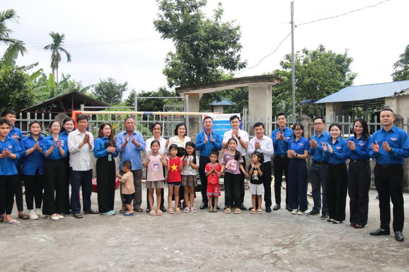 Đoàn Thanh niên Mặt trận Tổ quốc, các đoàn thể T.Ư hành trình về nguồn - Ảnh 2.