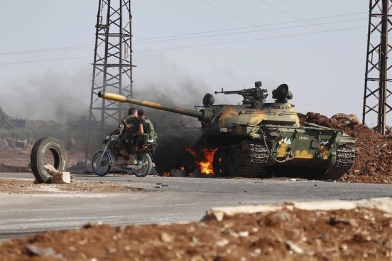 Israel tấn công xe tăng Syria - Ảnh 3.