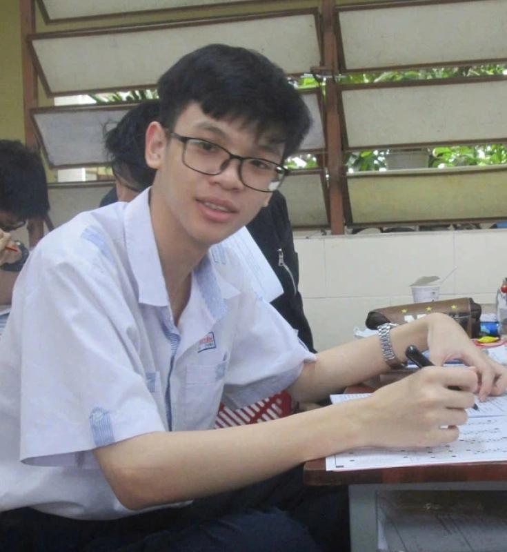 Chân dung 9 thủ khoa đạt điểm tuyệt đối 30/30 điểm 'gây bão' mạng xã hội - Ảnh 6.