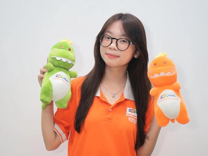 Những thí sinh đạt 9.75 điểm văn thi tốt nghiệp THPT đã học - Ảnh 1. Những thí sinh đạt 9.75 điểm văn thi tốt nghiệp THPT đã học - Ảnh 1.