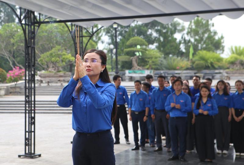 Tuổi trẻ hướng về địa chỉ đỏ, lan tỏa tinh thần cống hiến và sẻ chia - Ảnh 4.
