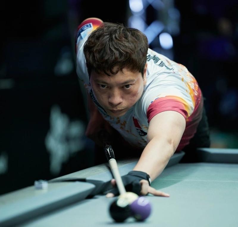 Billiards: Cơ thủ Việt Nam ngược dòng nghẹt thở, thắng sốc cựu số 1 thế giới- Ảnh 1. Billiards: Cơ thủ Việt Nam ngược dòng nghẹt thở, thắng sốc cựu số 1 thế giới- Ảnh 1.