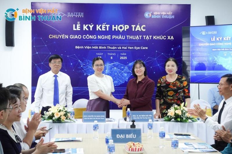 Bệnh viện Mắt Bình Thuận ký kết hợp tác cùng Viện Thị giác Hải Yến - Ảnh 1. Bệnh viện Mắt Bình Thuận ký kết hợp tác cùng Viện Thị giác Hải Yến - Ảnh 1.