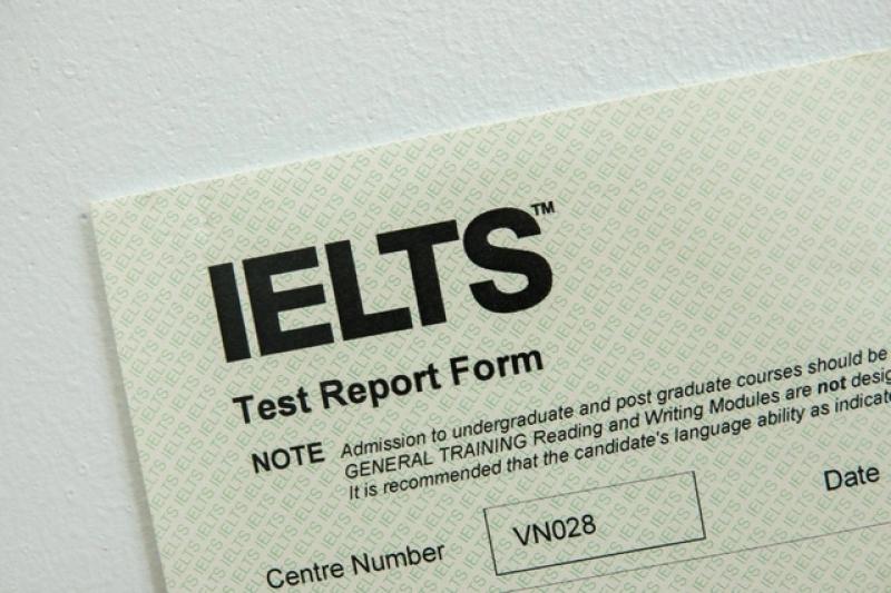 Thưởng điểm cho thí sinh có chứng chỉ IELTS trong xét tuyển ĐH - Ảnh 1.