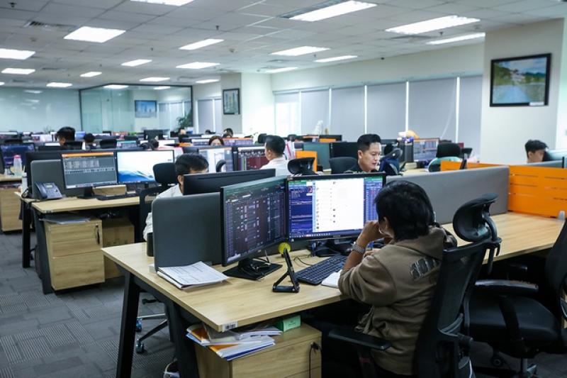 Tiền chảy mạnh, chứng khoán tăng nhanh lịch sử- Ảnh 1. Tiền chảy mạnh, chứng khoán tăng nhanh lịch sử- Ảnh 1.