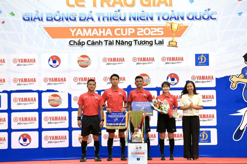 Thắng nghẹt thở SLNA, U.13 Nam Định lần đầu vô địch giải U.13 quốc gia- Ảnh 10. Thắng nghẹt thở SLNA, U.13 Nam Định lần đầu vô địch giải U.13 quốc gia- Ảnh 10.