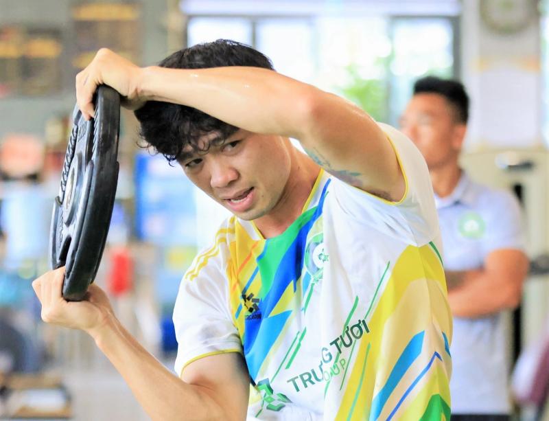 Công Phượng được đồn đá V-League sớm, HLV Việt Thắng 'tậu' 2 sao U.23 Việt Nam- Ảnh 1.