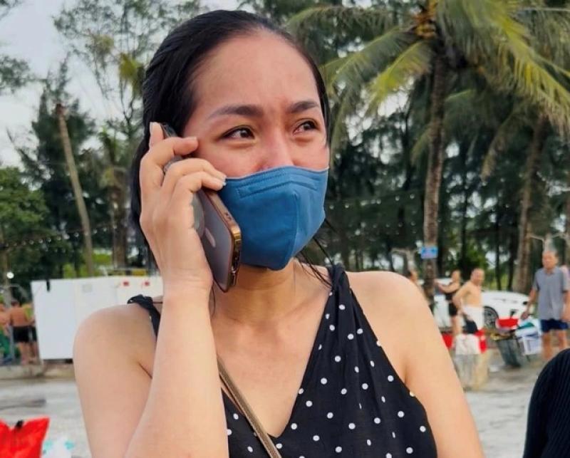 Cứu sống 2 bố con bị sóng biển cuốn trôi sau 1 đêm lênh đênh trên biển - Ảnh 2.