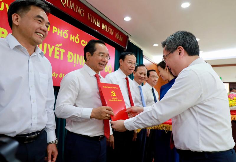 Ông Nguyễn Thanh Nghị: 'Hôm nay là ngày đặc biệt với TP.HCM' - Ảnh 4.
