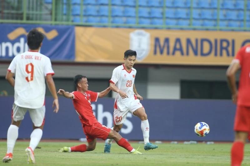 HLV Kim Sang-sik đối mặt với 'canh bạc' của chính mình ở U.23 Việt Nam- Ảnh 1. HLV Kim Sang-sik đối mặt với 'canh bạc' của chính mình ở U.23 Việt Nam- Ảnh 1.