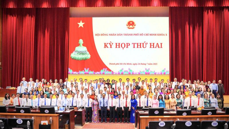 Những điều lần đầu xuất hiện tại kỳ họp HĐND TP.HCM- Ảnh 5. Những điều lần đầu xuất hiện tại kỳ họp HĐND TP.HCM- Ảnh 5.