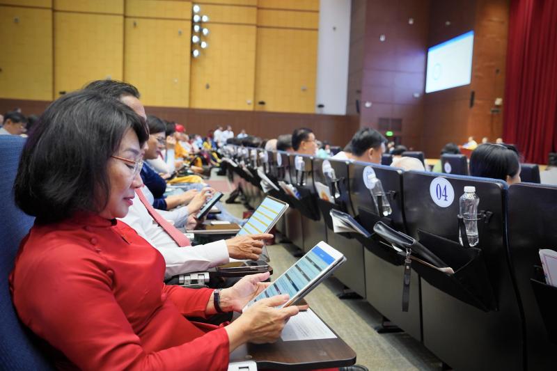 Những điều lần đầu xuất hiện tại kỳ họp HĐND TP.HCM- Ảnh 2. Những điều lần đầu xuất hiện tại kỳ họp HĐND TP.HCM- Ảnh 2.