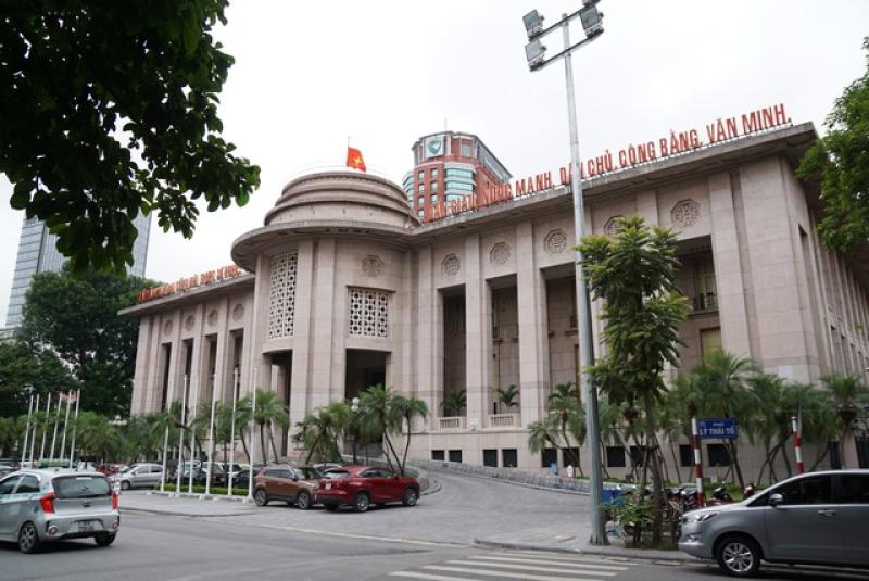 Ngân hàng giảm lãi, cơ cấu nợ cho khách hàng vay bị ảnh hưởng bão- Ảnh 1. Ngân hàng giảm lãi, cơ cấu nợ cho khách hàng vay bị ảnh hưởng bão- Ảnh 1.