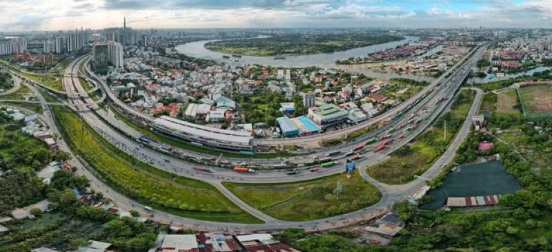 Sun Group đề xuất làm đường ven sông và metro dọc sông Sài Gòn - Ảnh 1.