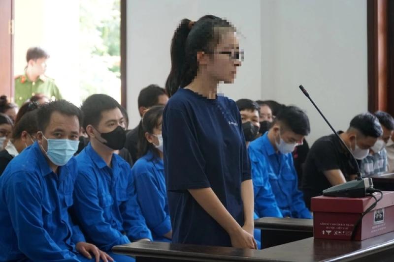 Xét xử 87 bị cáo trong đường dây ‘lùa’ khách đi xem đất để lừa đảo - Ảnh 2.