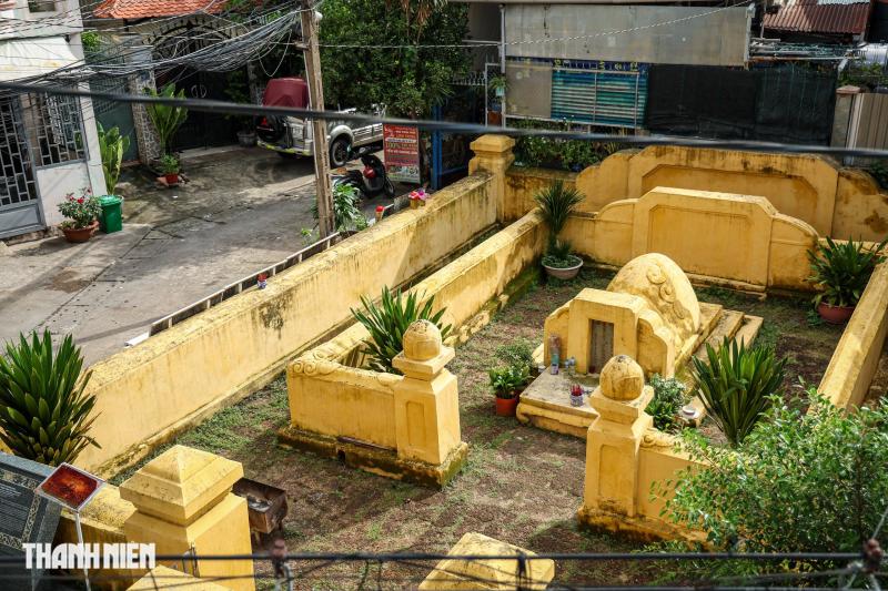 Mộ cổ 135 năm ở TP.HCM: Dấu tích người khai phá đất Thủ Đức- Ảnh 8. Mộ cổ 135 năm ở TP.HCM: Dấu tích người khai phá đất Thủ Đức- Ảnh 8.