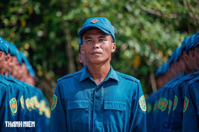Chiến sĩ đẫm mồ hôi, 'gồng mình' trên mặt đường ảo ảnh luyện tập cho nhiệm vụ A80- Ảnh 13. Chiến sĩ đẫm mồ hôi, 'gồng mình' trên mặt đường ảo ảnh luyện tập cho nhiệm vụ A80- Ảnh 13.