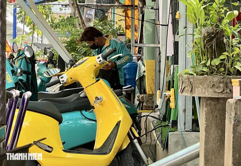 Vì sao trạm sạc xe điện trong quán cà phê ở TP.HCM 'như nấm sau mưa'? - Ảnh 7.