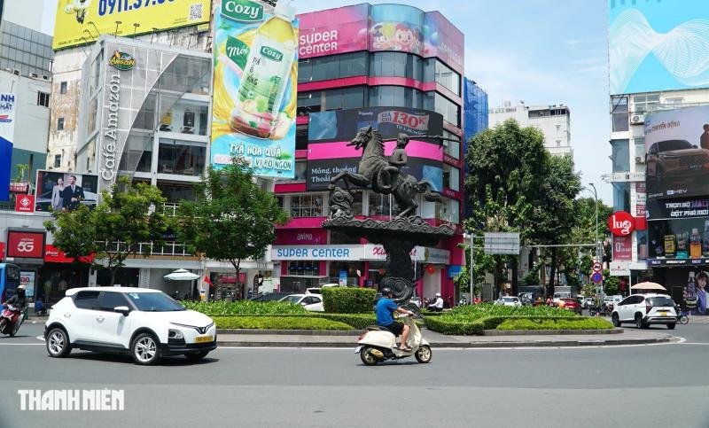 Phường Bến Thành có Dinh Độc Lập, phố tây nổi tiếng và các công trình cổ - Ảnh 7.