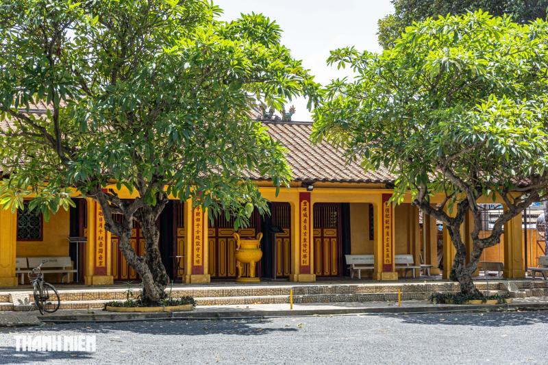Mộ cổ 135 năm ở TP.HCM: Dấu tích người khai phá đất Thủ Đức- Ảnh 9. Mộ cổ 135 năm ở TP.HCM: Dấu tích người khai phá đất Thủ Đức- Ảnh 9.