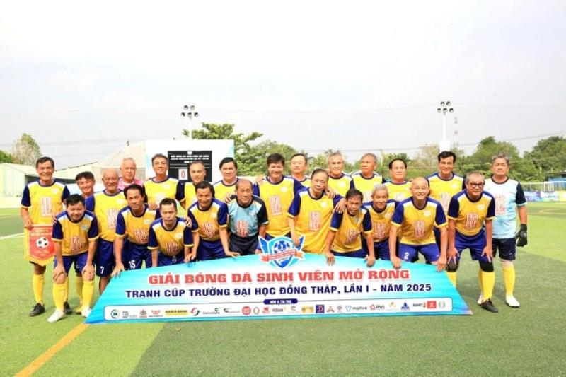 Công Nhậm lập hat-trick, Minh 'nhí' ghi cú đúp tạo kịch tính tại Trường ĐH Đồng Tháp- Ảnh 7.
