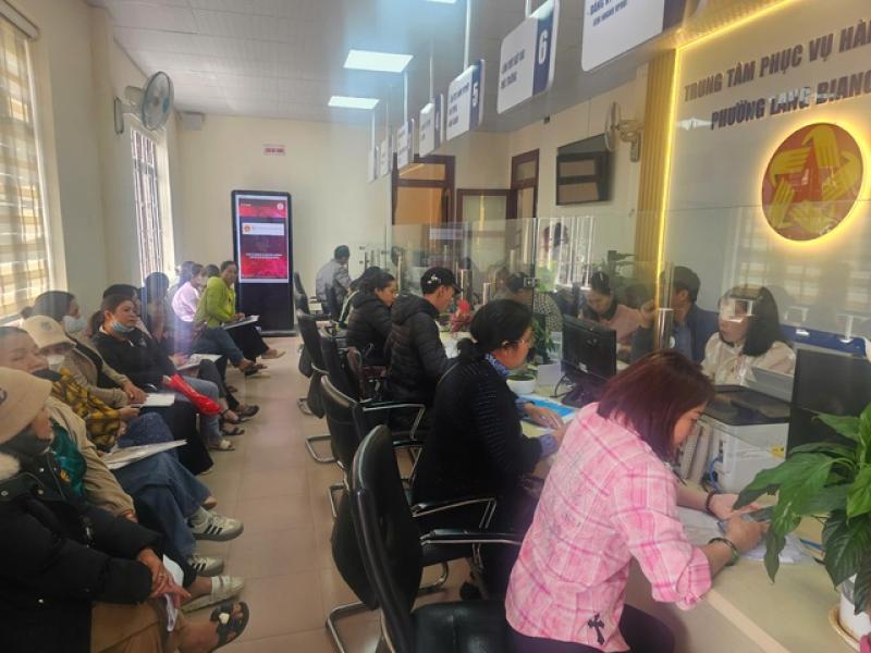 Người dân Xuân Trường – Đà Lạt tưởng hồ sơ bị 'tắc', hiểu ra lại thông cảm- Ảnh 11.