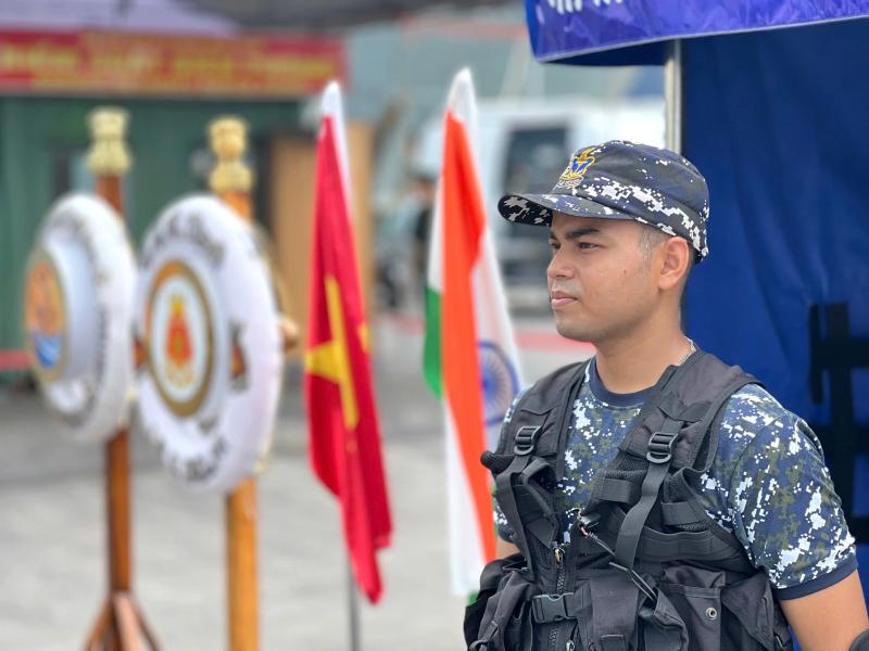 Tàu chiến Ấn Độ cập cảng Tiên Sa, thăm hữu nghị Đà Nẵng- Ảnh 5. Tàu chiến Ấn Độ cập cảng Tiên Sa, thăm hữu nghị Đà Nẵng- Ảnh 5.