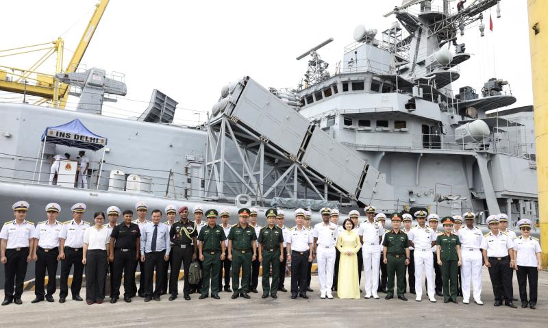 Tàu chiến Ấn Độ cập cảng Tiên Sa, thăm hữu nghị Đà Nẵng- Ảnh 15. Tàu chiến Ấn Độ cập cảng Tiên Sa, thăm hữu nghị Đà Nẵng- Ảnh 15.