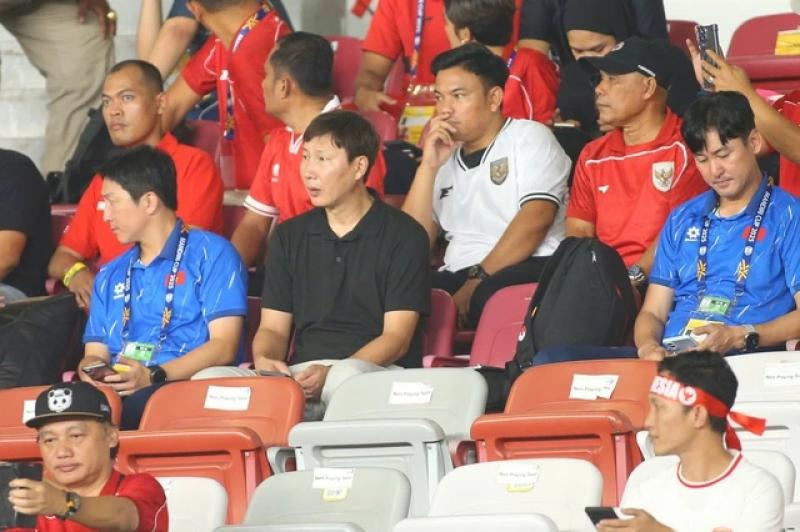 Văn Trường thừa nhận U.23 Việt Nam thiếu cây săn bàn thực thụ, thầy Kim có hành động đặc biệt- Ảnh 6. Văn Trường thừa nhận U.23 Việt Nam thiếu cây săn bàn thực thụ, thầy Kim có hành động đặc biệt- Ảnh 6.